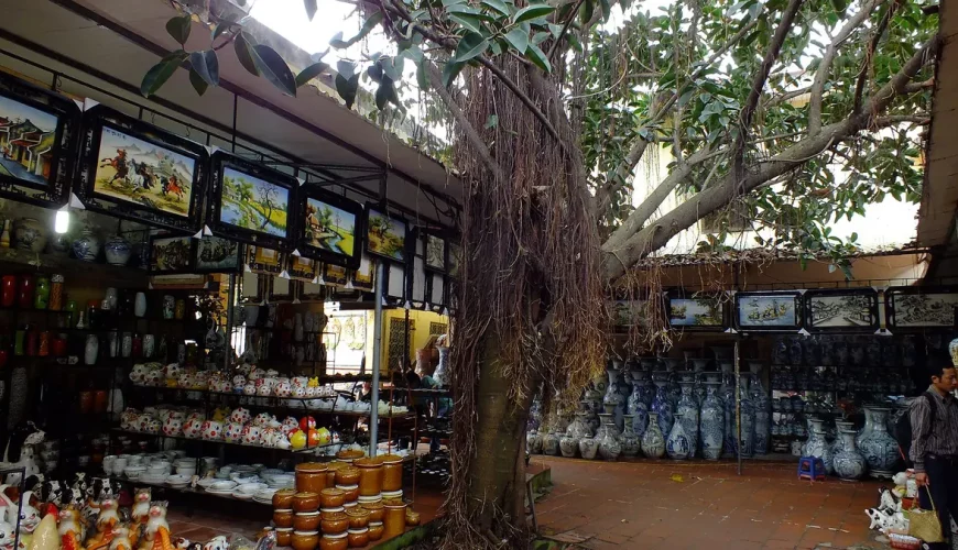 Bát Tràng, Hà Nội, Việt Nam