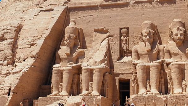 abu-simbel-di-tich-lich-su-ai-cap-co-dai
