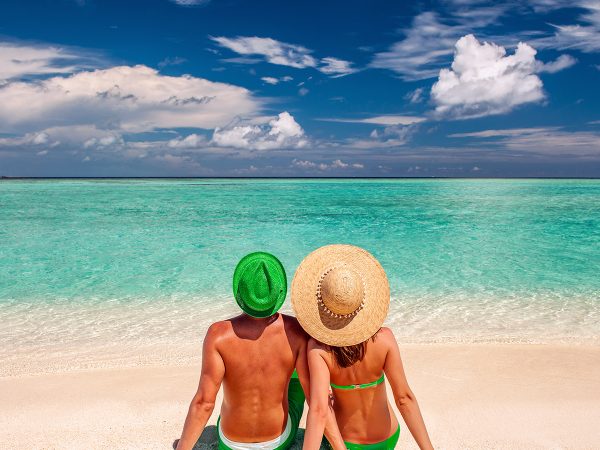 couple-on-a-beach-at-maldives-PS6C3MA.jpg couple-on-a-beach-at-maldives-PS6C3MA.jpg